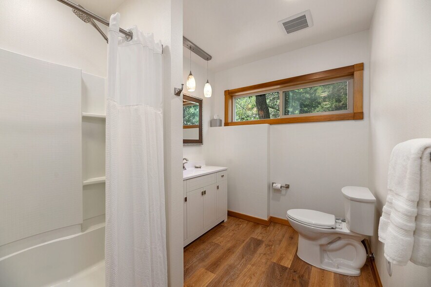 More Photos Of 10888 Rimrock Pl, Spearfish Hotel For Sale