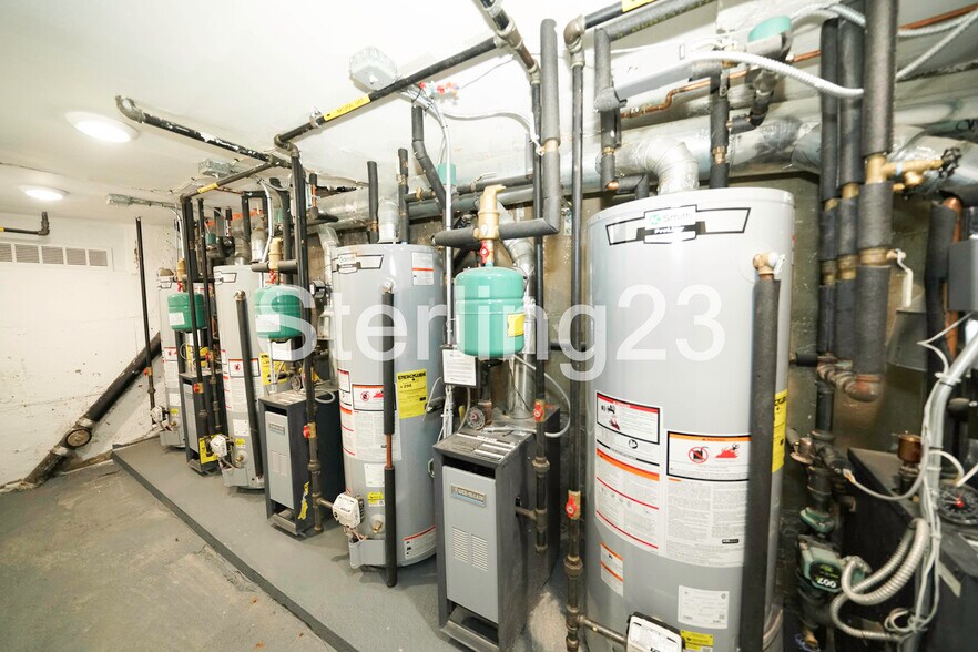 More Photos Of 28-01 23rd Ave, Astoria Storefront Retail Residential For Lease