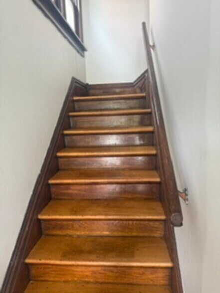 More Photos Of 51 Clark Pl, Columbus Multifamily For Sale