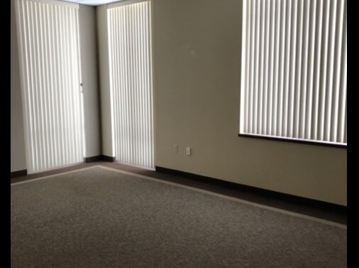 More Photos Of 3949 Forest Pky, North Tonawanda Medical For Lease