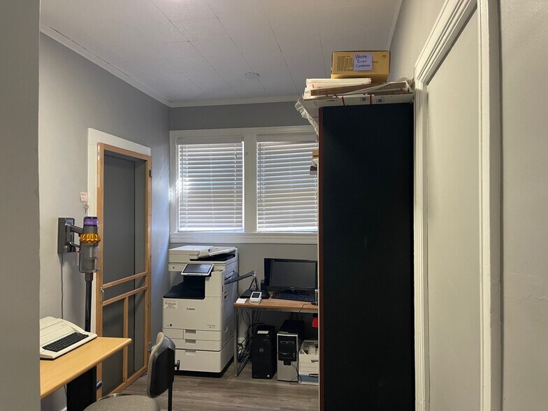 More Photos Of 370 Grand Ave, Oakland Office Residential For Lease