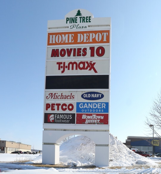 More Photos Of 2900 Deerfield Dr, Janesville General Retail For Lease