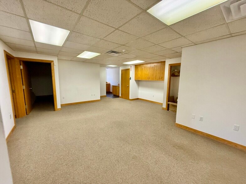 More Photos Of 73 Main St S, Woodbury Storefront Retail Office For Sale