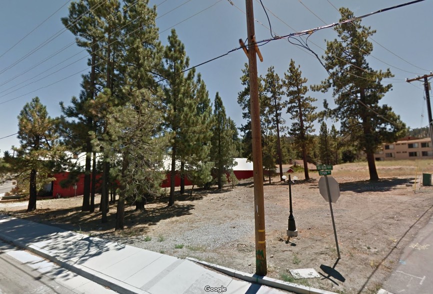 Primary Photo Of 40661 Big Bear Blvd, Big Bear Lake General Retail For Lease