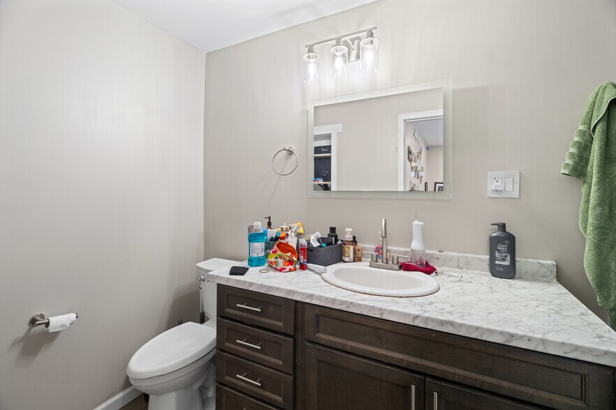 More Photos Of 217 W 28th St, Buena Vista Apartments For Sale