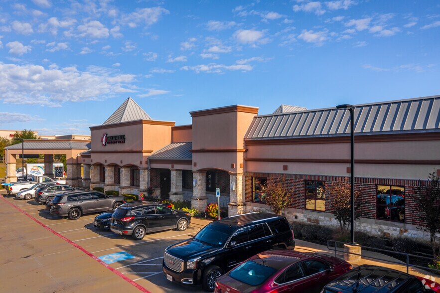 More Photos Of 810 E Ralph Hall Pky, Rockwall Medical For Lease