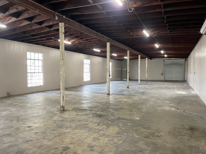 More Photos Of 1401 W 15th St, Long Beach Warehouse For Sale