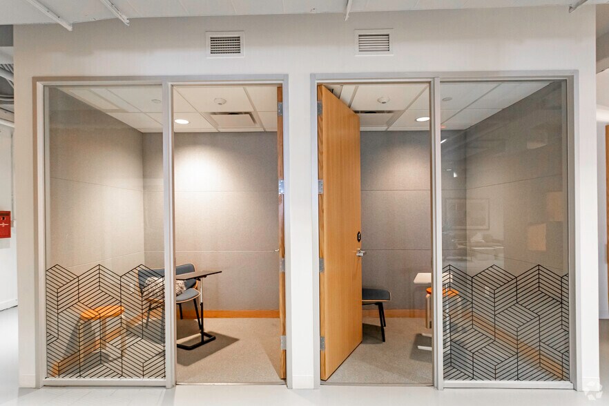 More Photos Of 132 W 31st St, New York Coworking Space