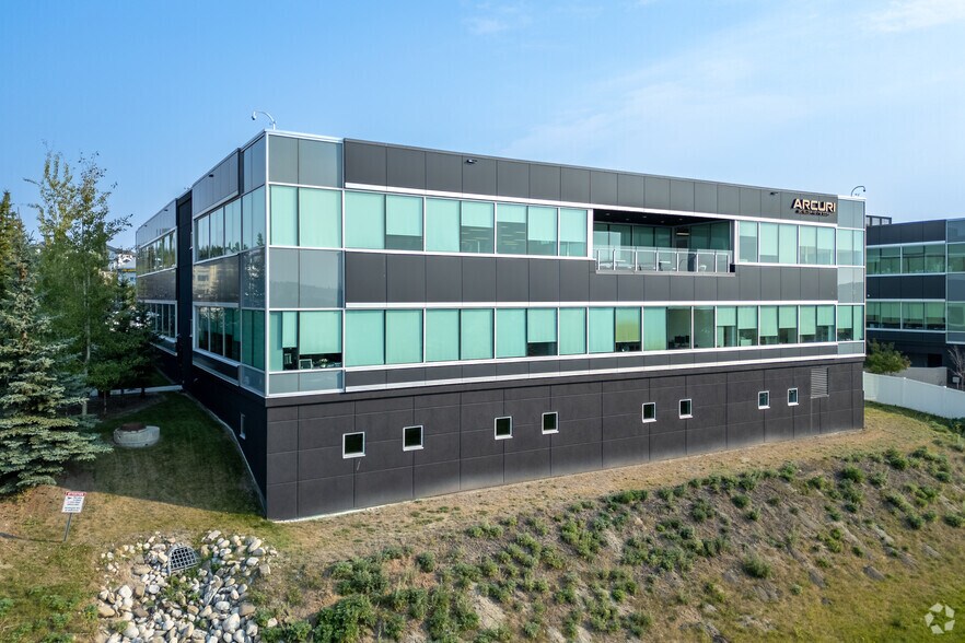 More Photos Of 70 Country Hills Land NW, Calgary Office For Lease