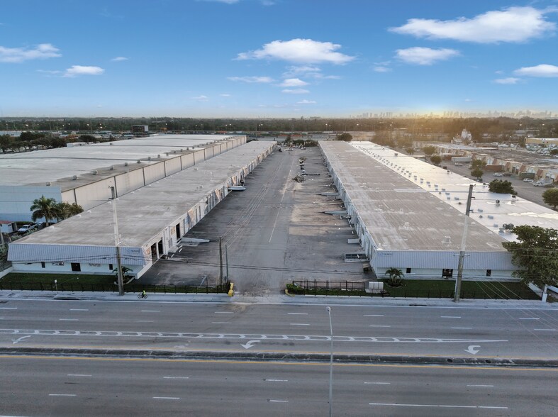 Primary Photo Of 5551-5595 NW 72nd Ave, Miami Warehouse For Lease