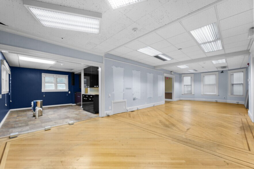 More Photos Of 21-25 Grove Ave, Verona Storefront Retail Office For Sale