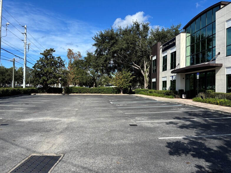 More Photos Of 5127 S Orange Ave, Edgewood Office For Lease