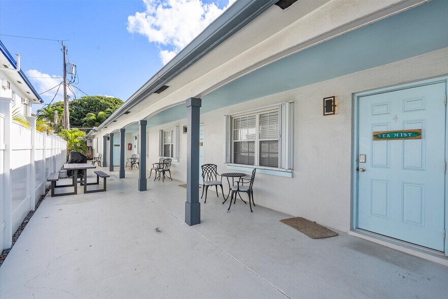 More Photos Of 4204 Ocean Dr, Lauderdale By The Sea Apartments For Sale