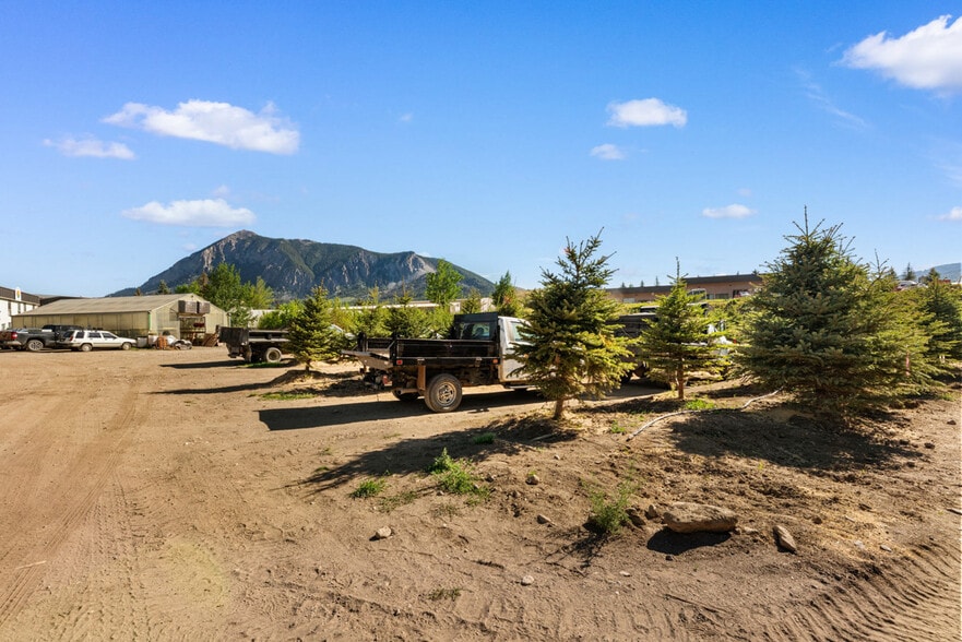 More Photos Of 305 Buckley Dr, Crested Butte Contractor Storage Yard For Sale