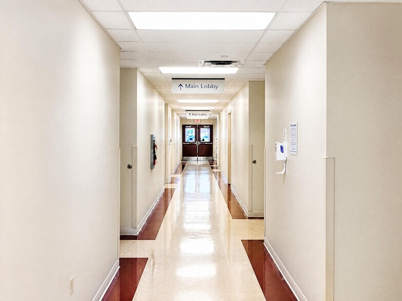 More Photos Of 2630 Holme Ave, Philadelphia Medical For Sale