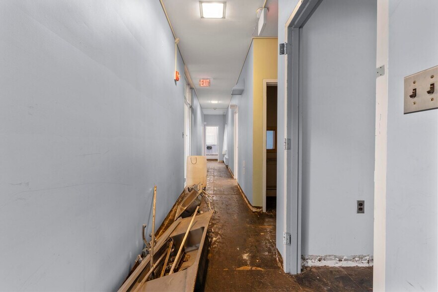 More Photos Of 19 Goodwill Ave, Meriden Specialty For Sale