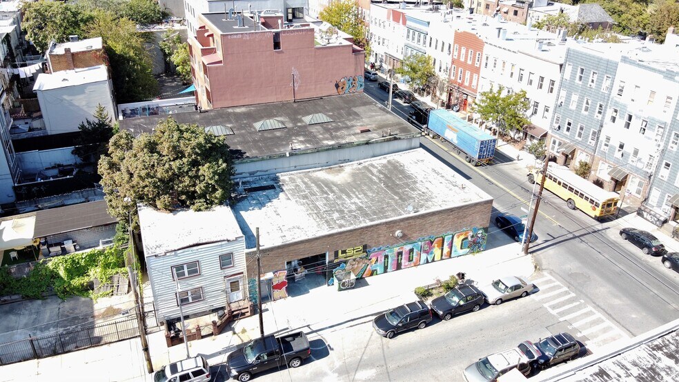 More Photos Of 948 Metropolitan Ave, Brooklyn Manufacturing For Sale