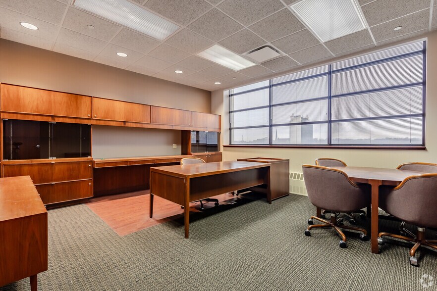 More Photos Of 120 E Clark St, Freeport Warehouse For Sale