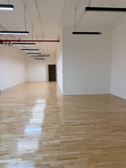 More Photos Of 166 Mercer St, New York Office For Lease