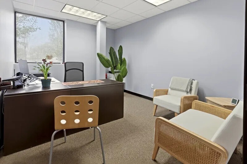 More Photos Of 760 Old Roswell Rd, Roswell Coworking Space