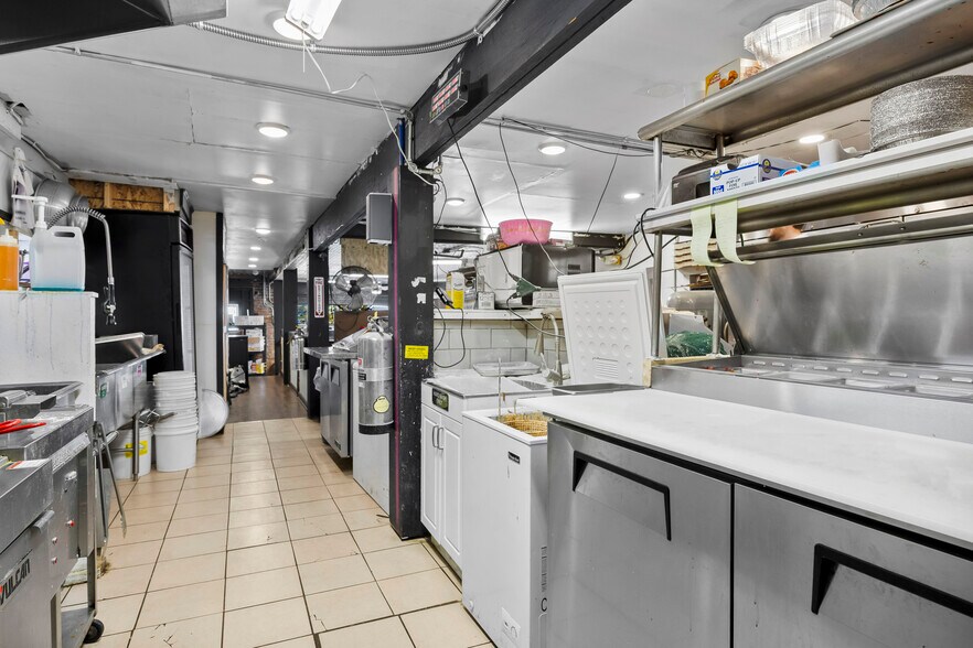 More Photos Of 764 1/2 Eastern Ave, Schenectady Restaurant For Sale