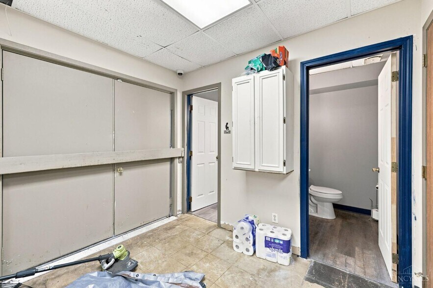 More Photos Of 1069-1077 Millville Ave, Hamilton General Retail For Sale