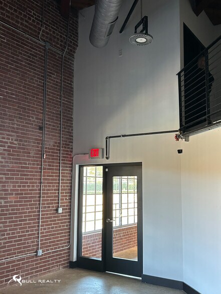 More Photos Of 1802 Drayton Rd, Spartanburg Storefront Retail Office For Lease