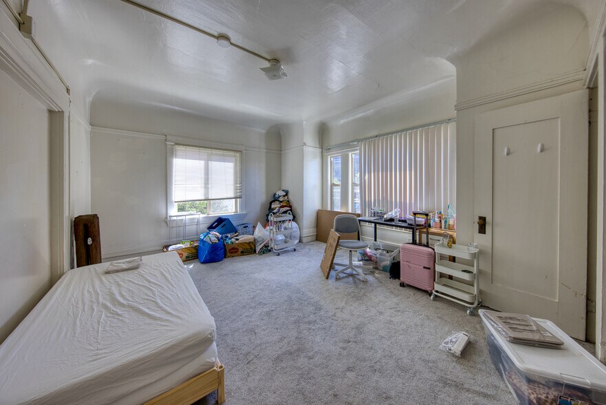More Photos Of 2525 Durant Ave, Berkeley Apartments For Sale