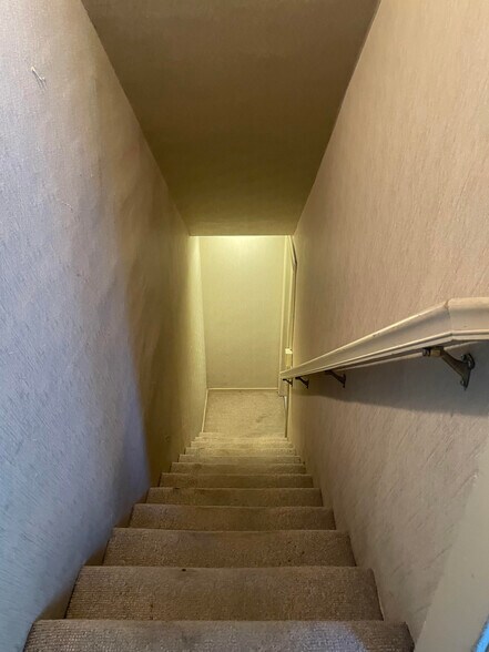 More Photos Of 31 Keystone Ave, Reno Office For Lease