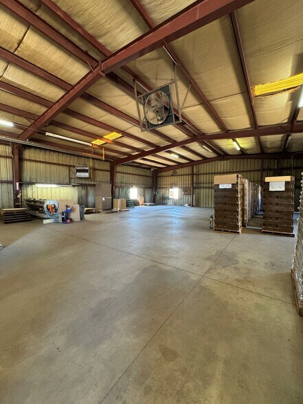 More Photos Of 43016 Road 68, Reedley Warehouse For Sale