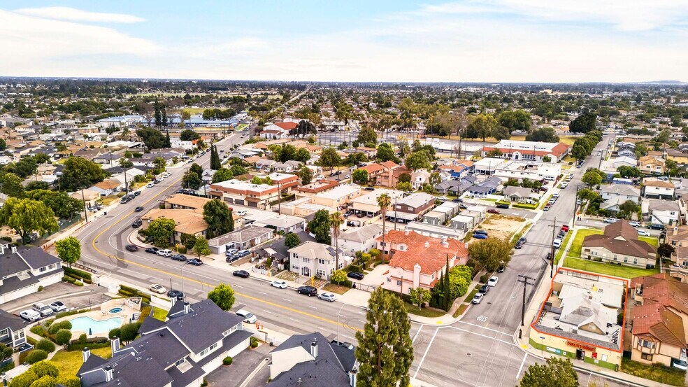 More Photos Of 13809 Funston Ave, Norwalk Flex For Sale