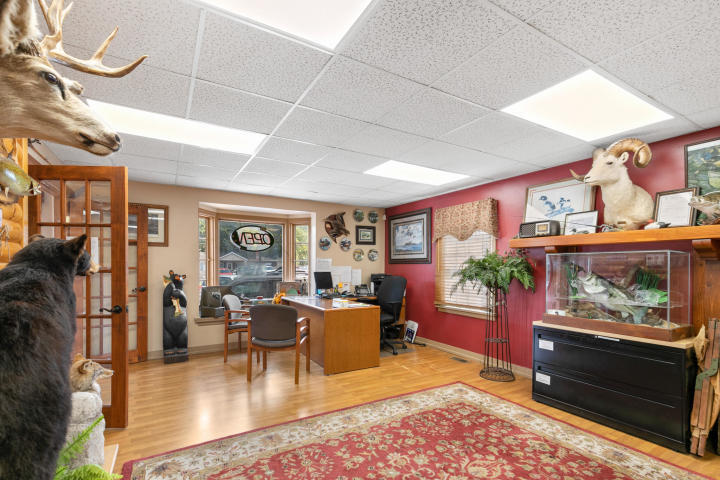 More Photos Of 703 S Glenstone Ave, Springfield Auto Dealership For Sale