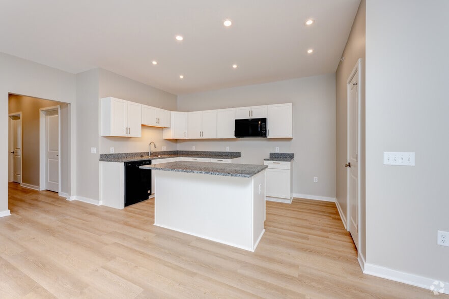 More Photos Of 32 Buffalo St, Churchville Apartments For Sale