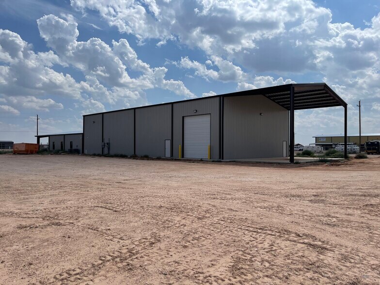 More Photos Of 5822 W County Rd 123, Midland Warehouse For Lease