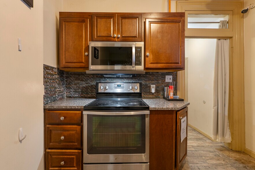 More Photos Of 1010 Pennsylvania Ave SE, Washington Hospitality For Sale