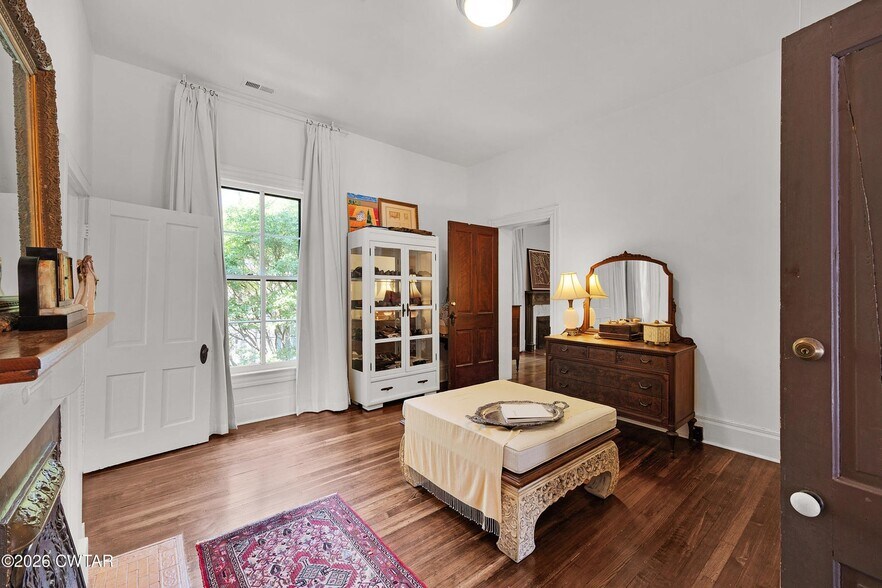 More Photos Of 428 N Cumberland St, Jackson Specialty For Sale