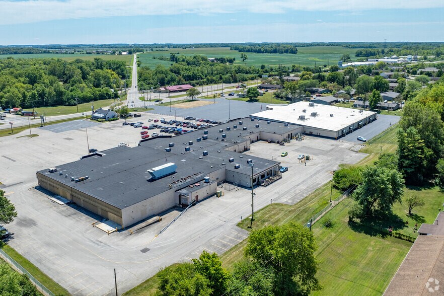 More Photos Of 935 S South St, Wilmington Unknown For Lease