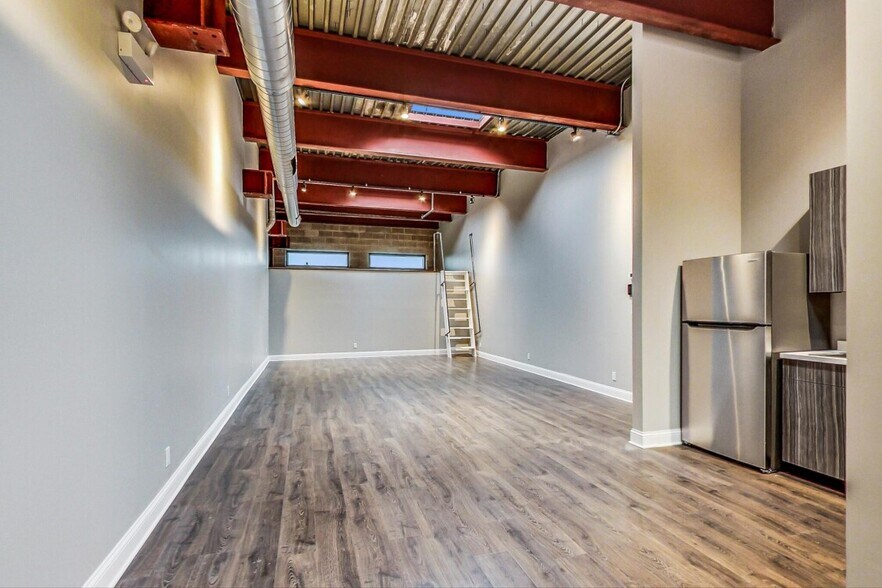 More Photos Of 1674 N Ada St, Chicago Warehouse For Sale