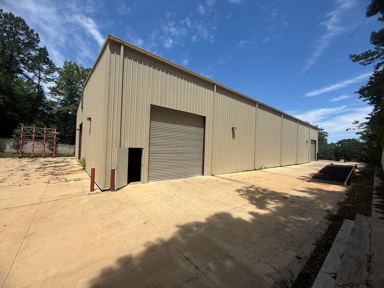 More Photos Of 2830 Industrial Plaza Dr, Tallahassee Industrial For Sale
