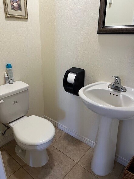 More Photos Of 1488 Seminola Ave, Casselberry Office Residential For Lease