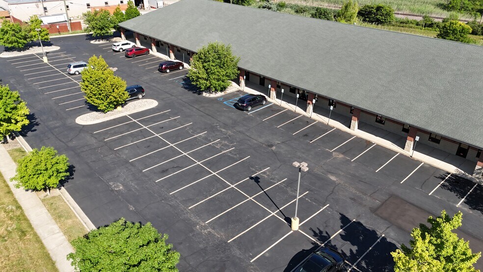 More Photos Of 20372 Van Horn Rd, Woodhaven General Retail For Sale