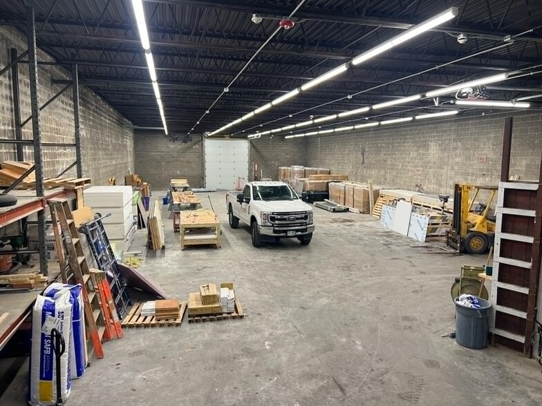 More Photos Of 159 Temple St, Nashua Warehouse For Lease