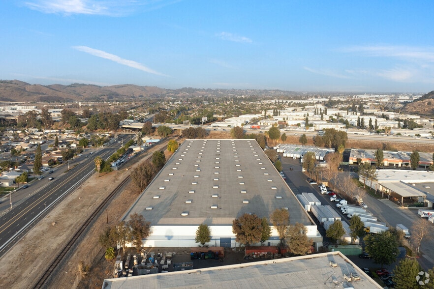 More Photos Of 2867 Surveyor St, Pomona Manufacturing For Lease