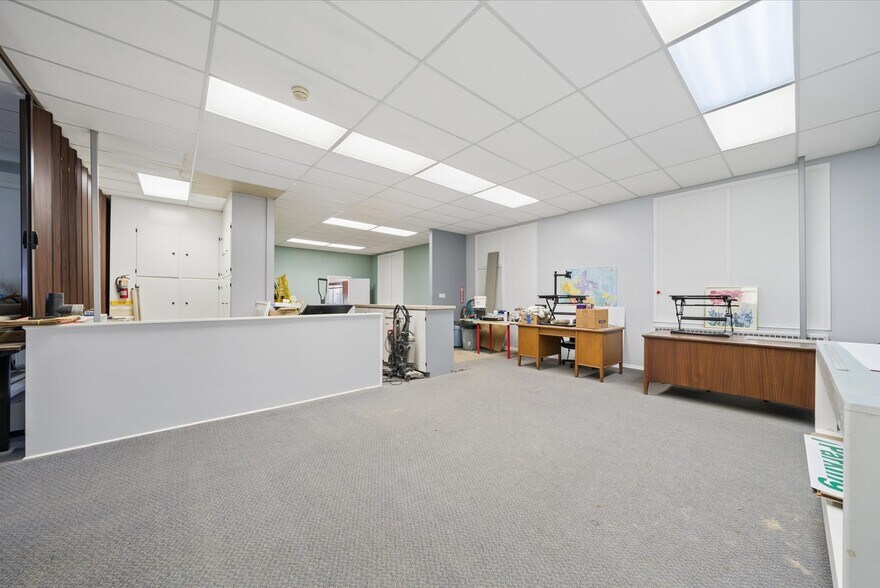 More Photos Of 21 Ann St, Brock Office For Sale