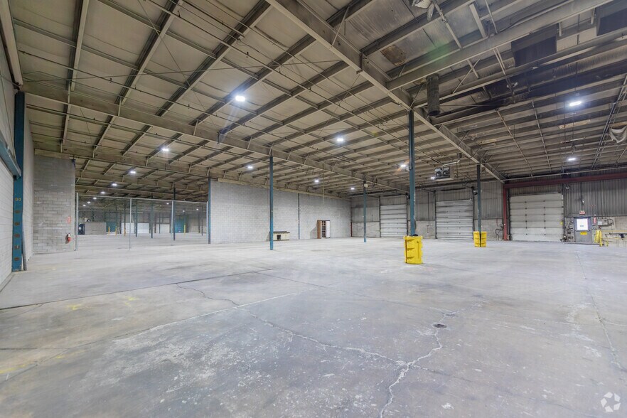 More Photos Of 8069 Lawson Rd, Milton Manufacturing For Sale