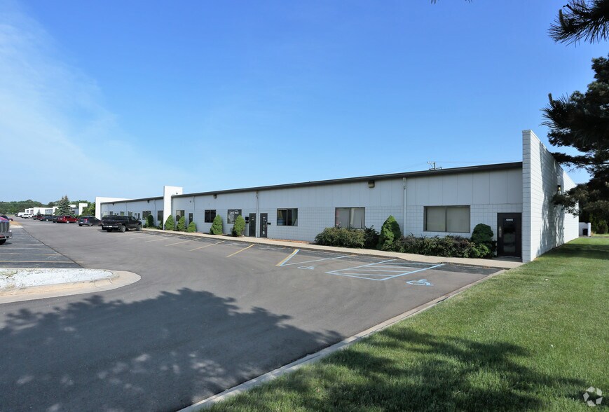 Primary Photo Of 42800-42892 Mound Rd, Sterling Heights Warehouse For Lease