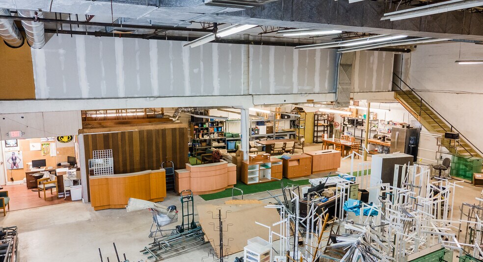 More Photos Of 3149 W Hallandale Beach Blvd, Hallandale Warehouse For Lease