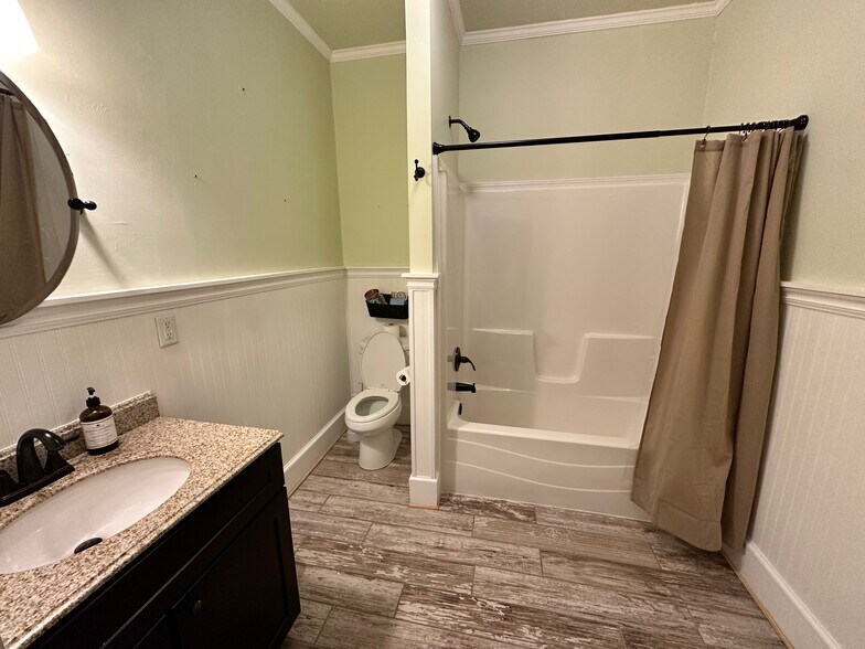 More Photos Of 601 S 7th St, Opelika Office Residential For Sale