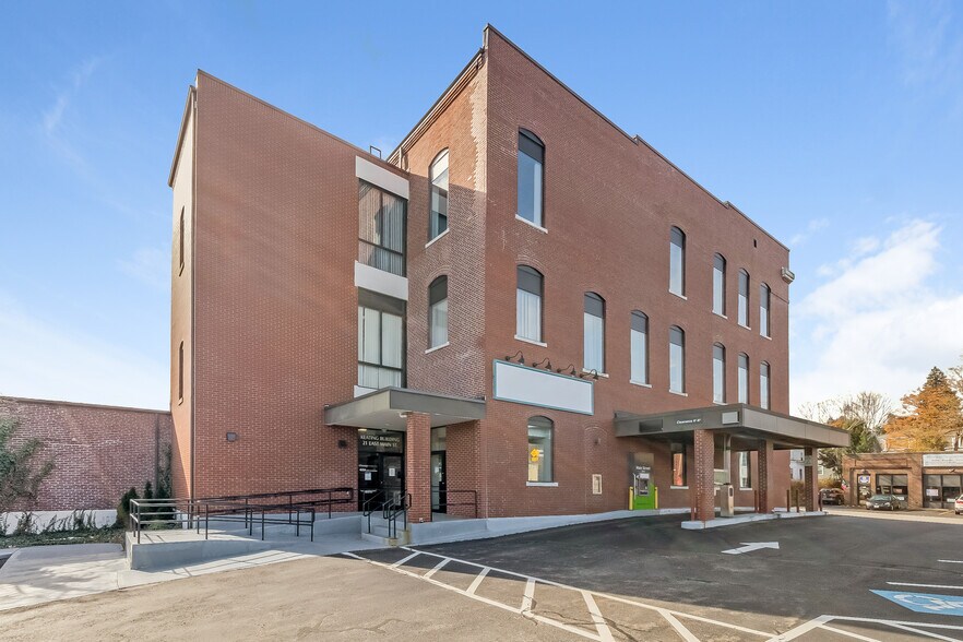 More Photos Of 21 E Main St, Westborough Office For Lease