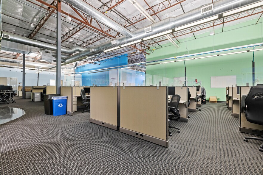 More Photos Of 9300 United Dr, Austin Unknown For Lease